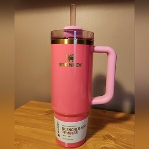 Stanley Quencher 30oz Pink Parade NEW